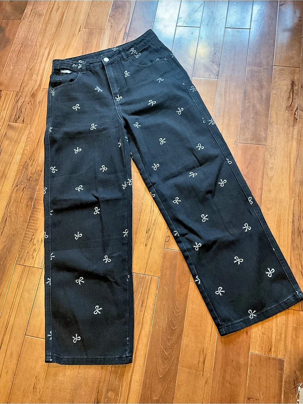 Dazy brand Women's bow wide Straight Leg Jeans in Black size large waist 30